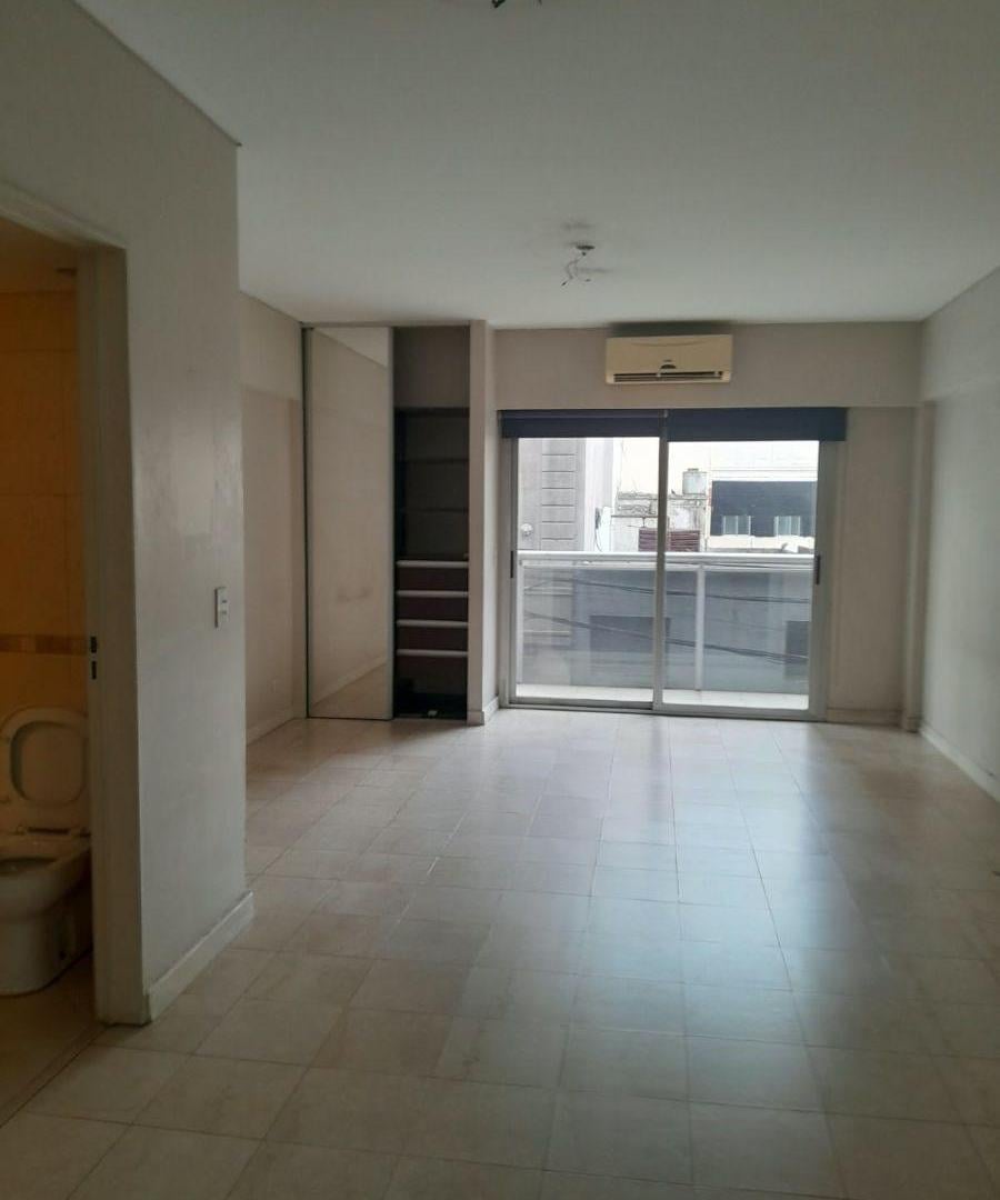 Foto de IMPECABLE ESTADO!!!! MONOAMBIENTE - FRENTE - BALCÓN - AMENITIES (SUM, imagen 3