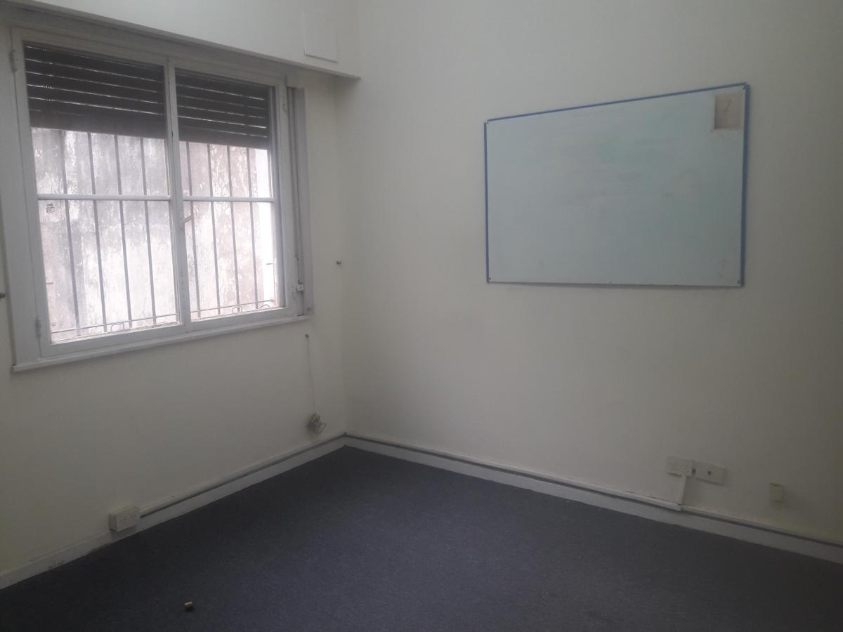 San Isidro Centro Uso Profecional/comercial 5 Ambientes 3