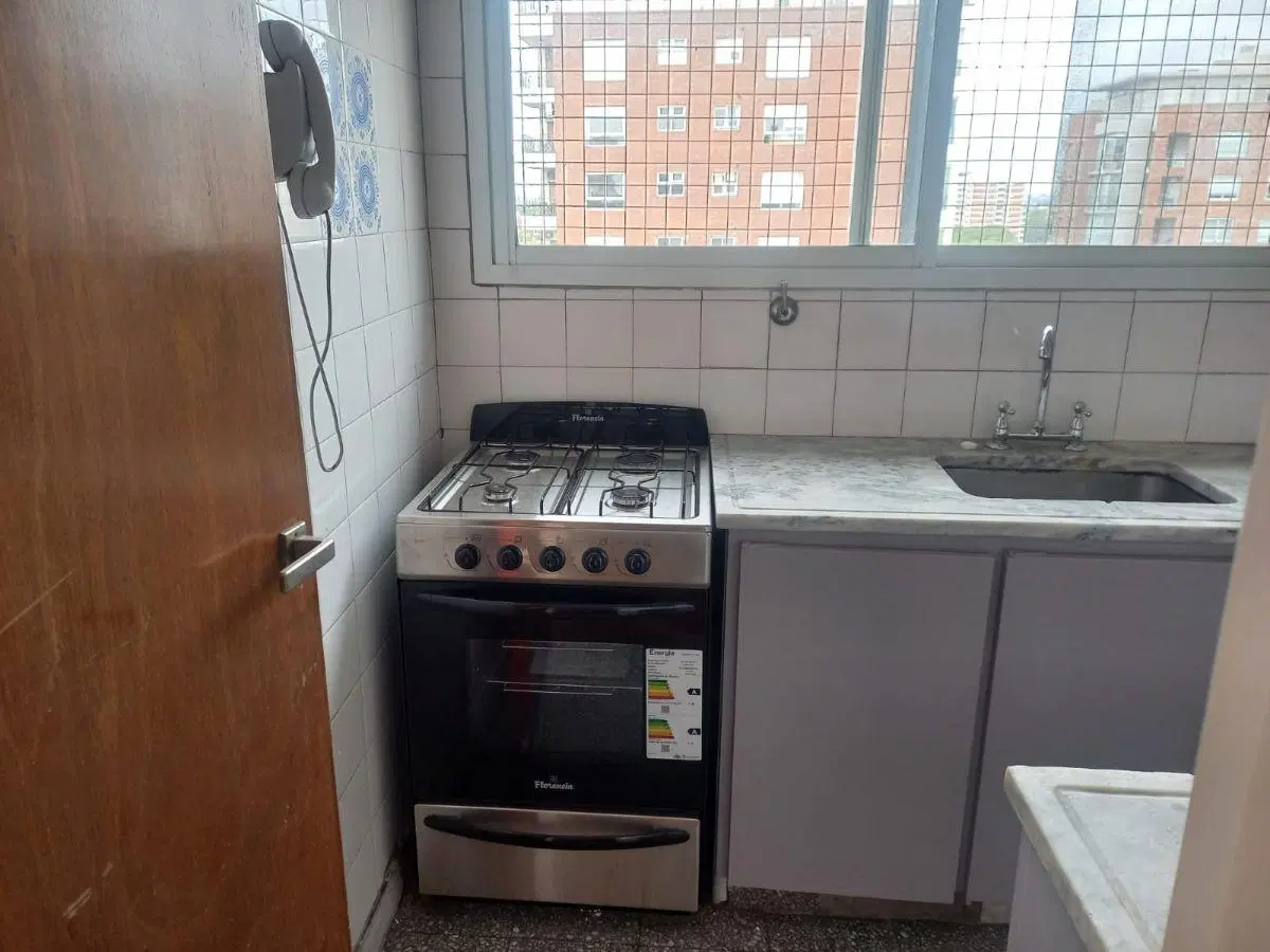 San Isidro departamento 3 ambientes a 1 cuadra estación 5