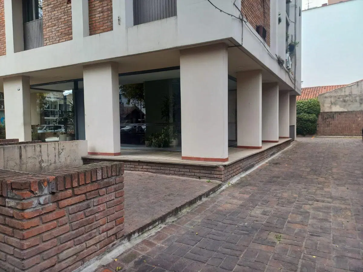 San Isidro departamento 3 ambientes a 1 cuadra estación 3