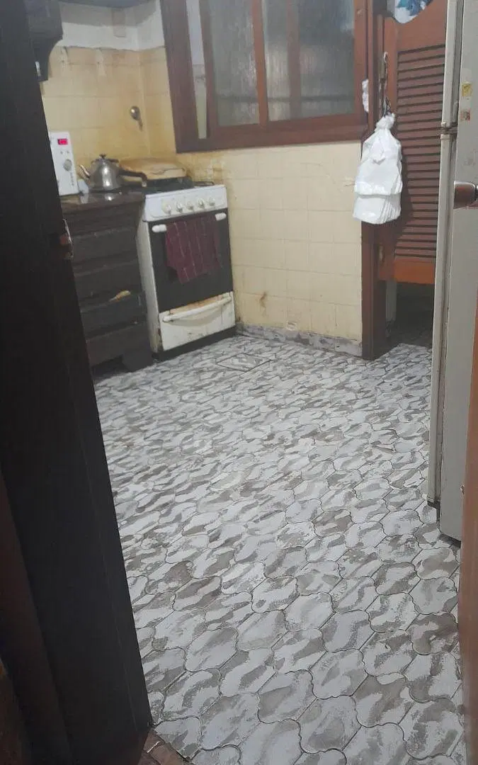Beccar Dto. 5 ambientes, ideal para flias que buscan amplitud, baño, toilette, próximo Av. Rolon 8