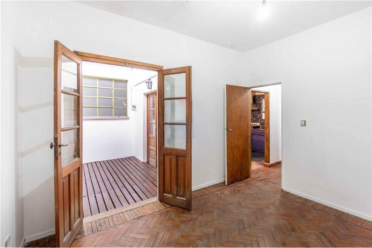 Foto de Lindísimo PH reciclado, atípico, super lindo y luminoso! con 2 patios y, imagen 1