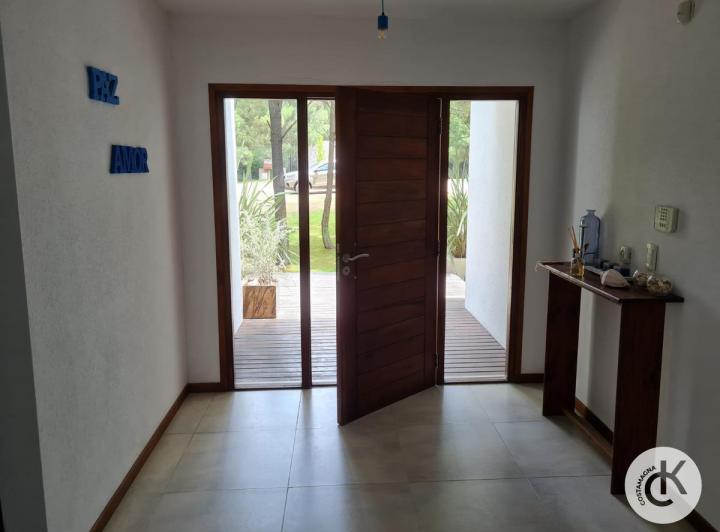 Foto de CASA EN ALQUILER TEMPORAL 2026 | COSTA ESMERALDA | BARRIO RESIDENCIAL, imagen 4