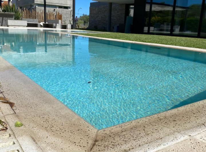 Casa en Alquiler | Pinamar Centro | Piscina 4