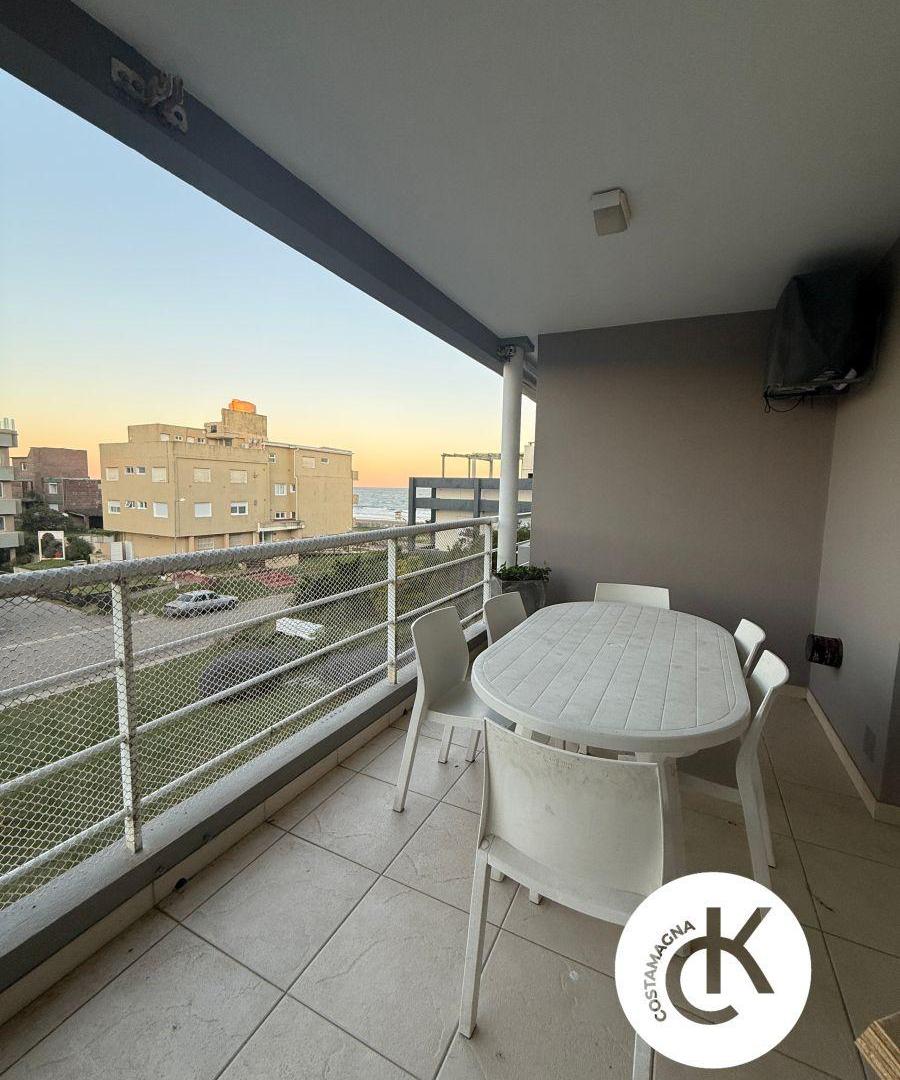 DEPARTAMENTO EN PINAMAR | ALQUILER TEMPORAL | VISTA LATERAL AL MAR