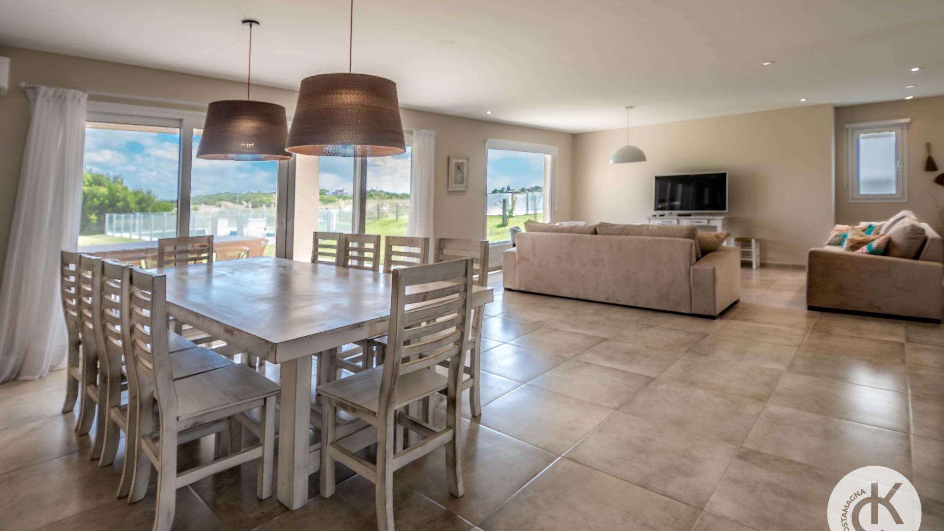 Foto de Casa con Piscina en Alquiler | Costa Esmeralda | Temporada 2025, imagen 4
