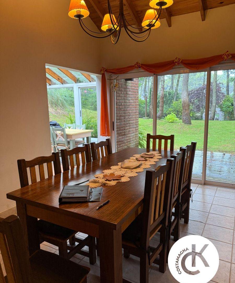 Foto de CASA EN ALQUILER TEMPORAL | 5 AMBIENTES | PINAMAR NORTE, imagen 2