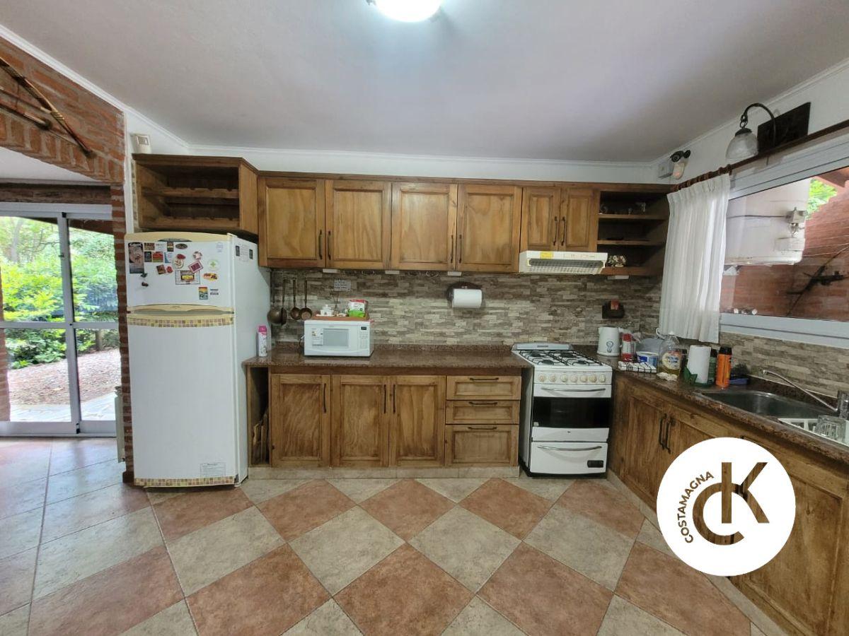 Foto de CASA | ALQUILER TEMPORAL 2027 | CARILO | PISCINA | 5 AMBIENTES, imagen 5