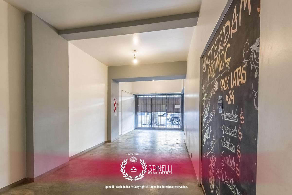 Foto de Local comercial · 228M2 · en el cruce de avenidas más comercial del, imagen 5