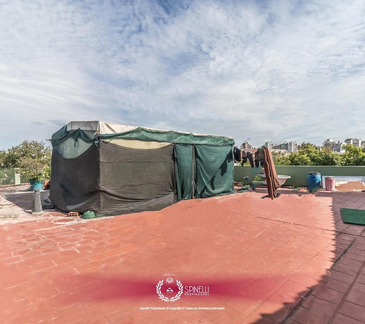 Local con Vivienda de 608 m² en Terreno Usam Parque Chacabuco 1252 m² Vendibles 4