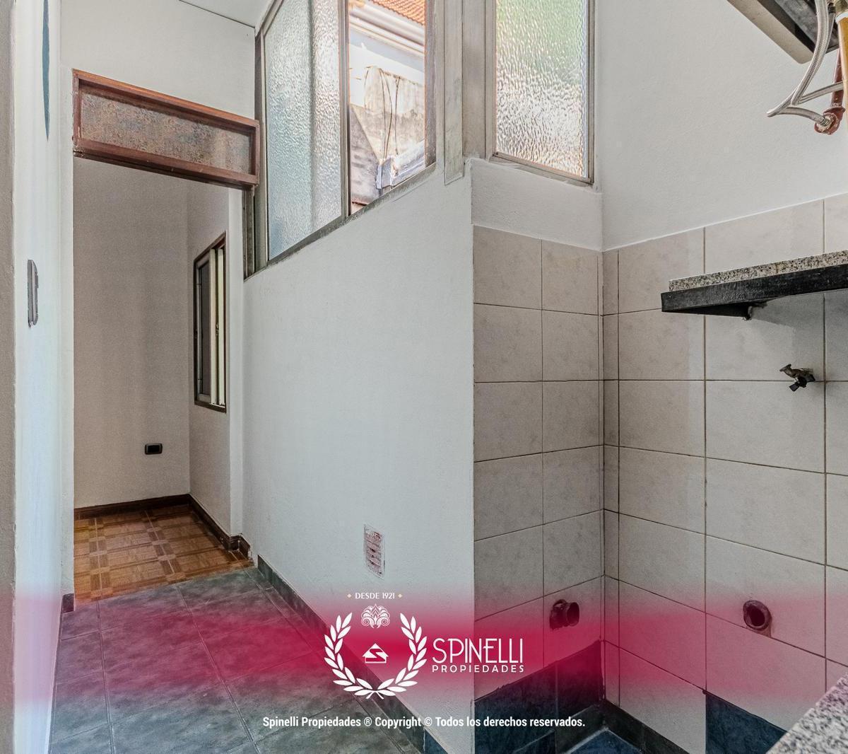 3amb Escritorio · 50 m² · Parquet! Ubicación Privilegiada! Oportunidad de Compra! 2