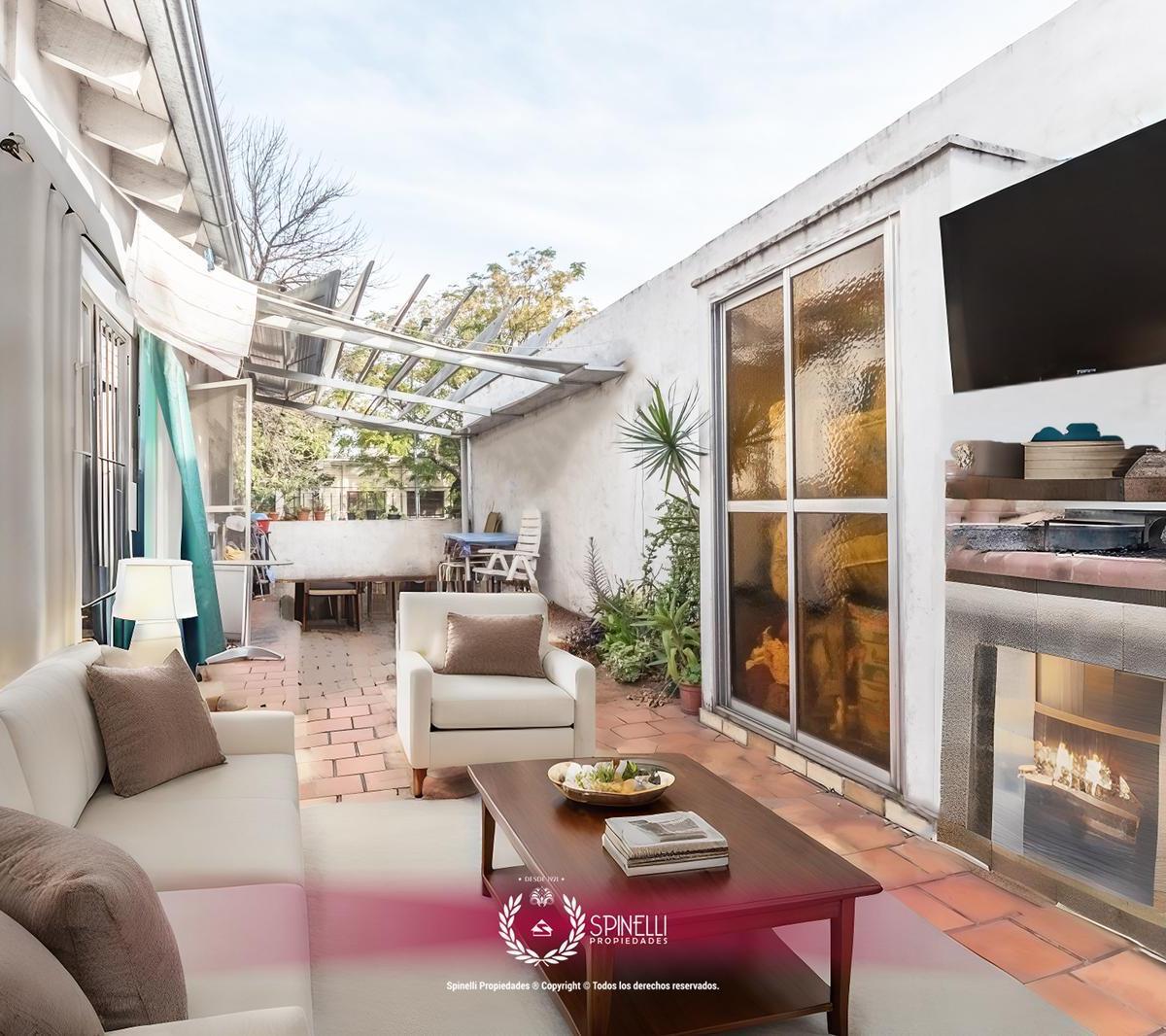 Casa de 175 m² Sobre Terreno de 111 m² a Reciclar Terraza y Parrilla Gran Oportunidad! 3