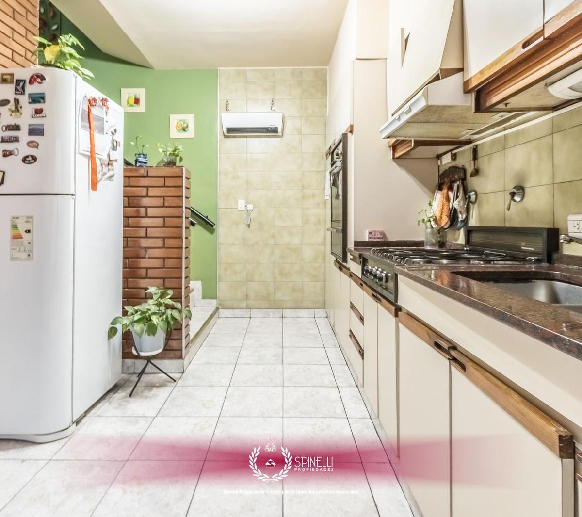 Venta Terreno Corredor Medio 126 m² en Boedo Almagro con 1230 m² Vendibles 2