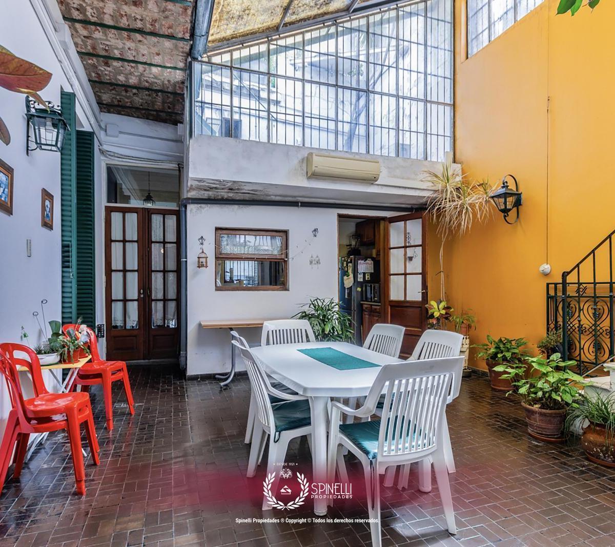 Venta Casa Sobre Terreno 246 m² Construidos Patio Terraza Parrilla Balvanera / Almagro Usam 916 m² 2