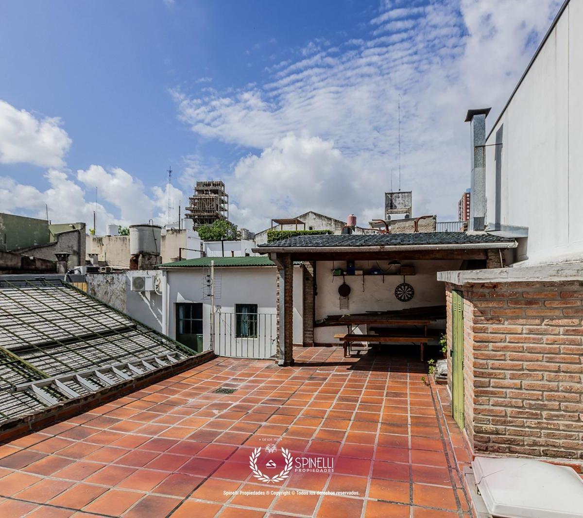 Venta Casa Sobre Terreno 246 m² Construidos Patio Terraza Parrilla Balvanera / Almagro Usam 916 m² 1