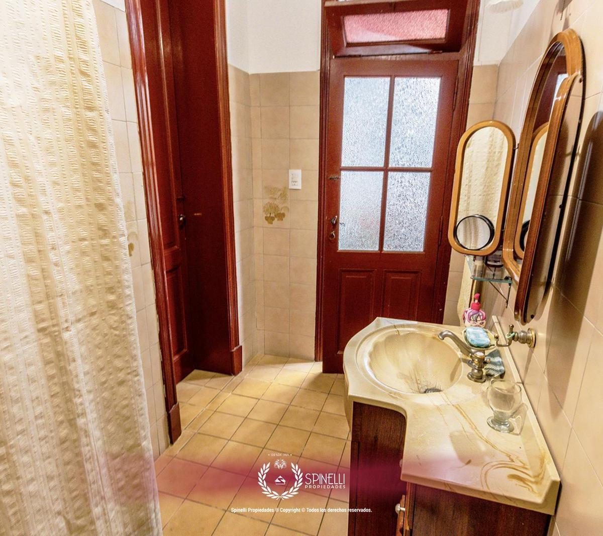 Venta Casa Sobre Terreno 246 m² Construidos Patio Terraza Parrilla Balvanera / Almagro Usam 916 m² 5