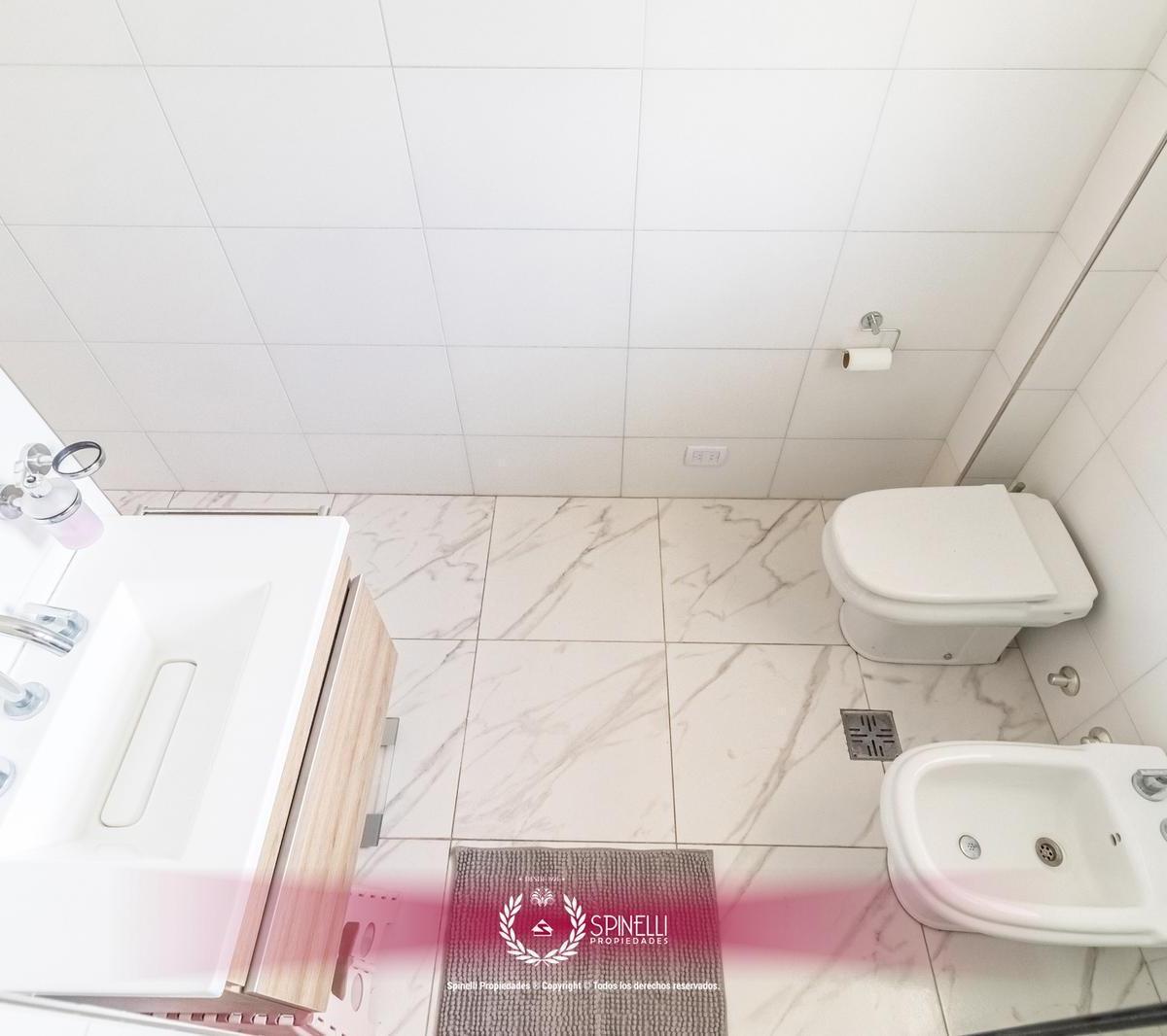 Venta Departamento 4 Ambientes 81 m² en Parque Chacabuco / Caballito Balcón Al Frente Todo Reciclado 1