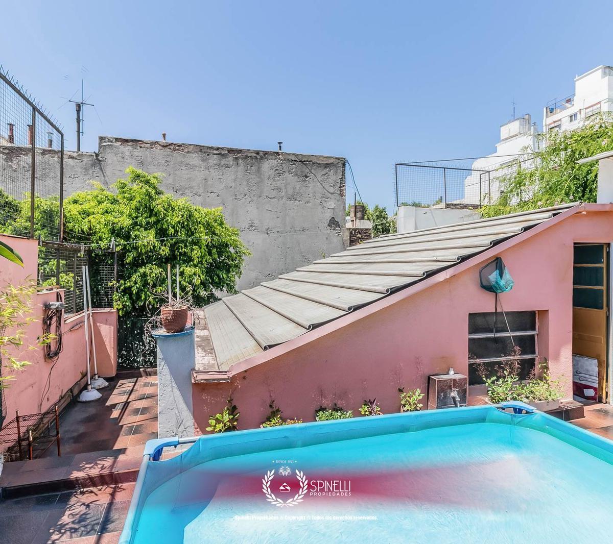 Venta PH 4 Ambientes 116 m² Duplex con Patio / Estar y Terraza Propia en Parque Patricios 3