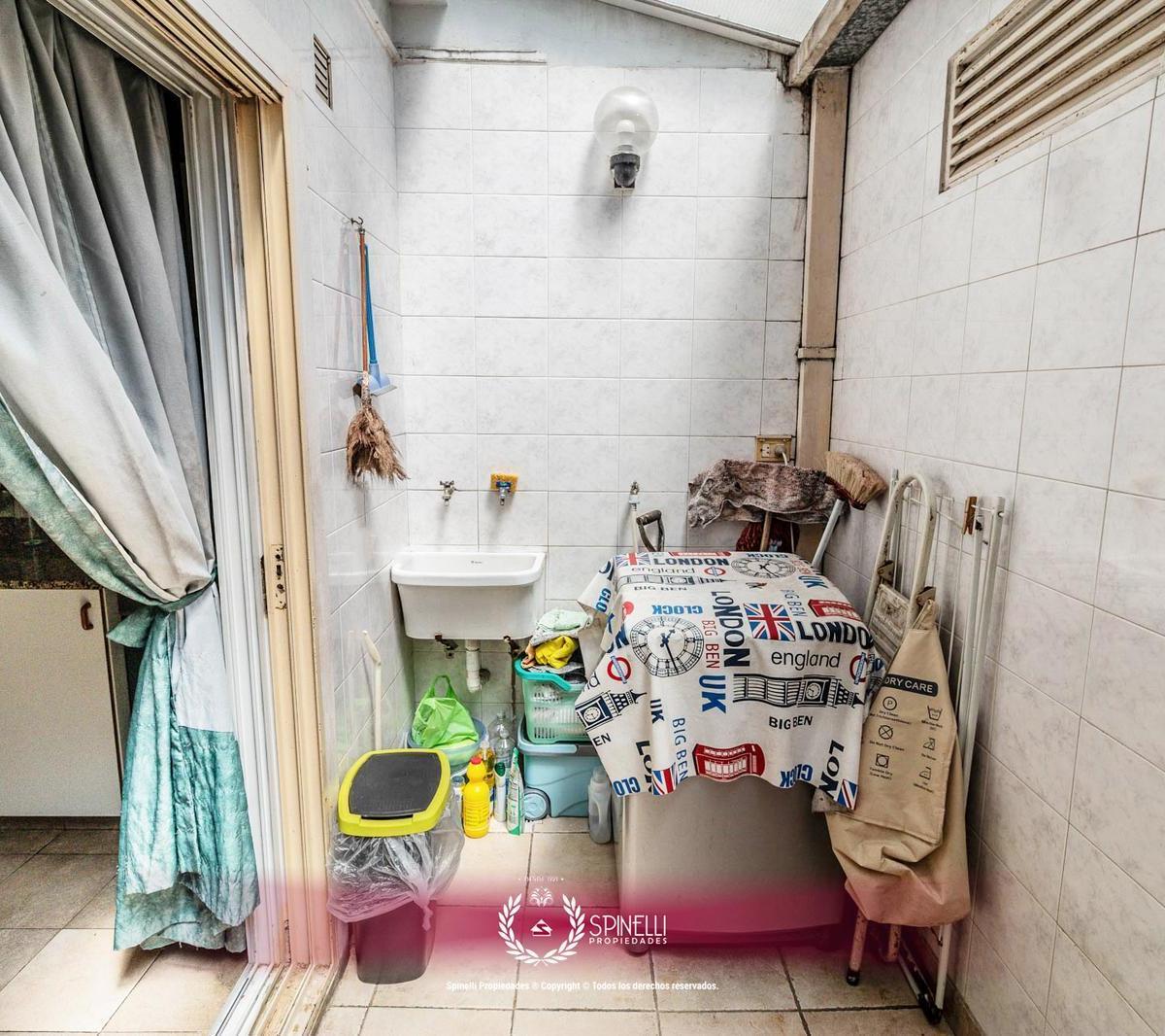 Venta Duplex PH Tipo Casa 4 Ambientes 139 m² con Patio Jardín Parrilla 3 Baños Único en Boedo Almagro 4