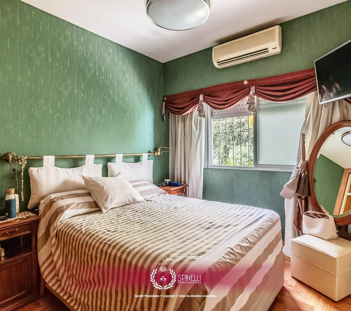 Venta Duplex PH Tipo Casa 4 Ambientes 139 m² con Patio Jardín Parrilla 3 Baños Único en Boedo Almagro 5