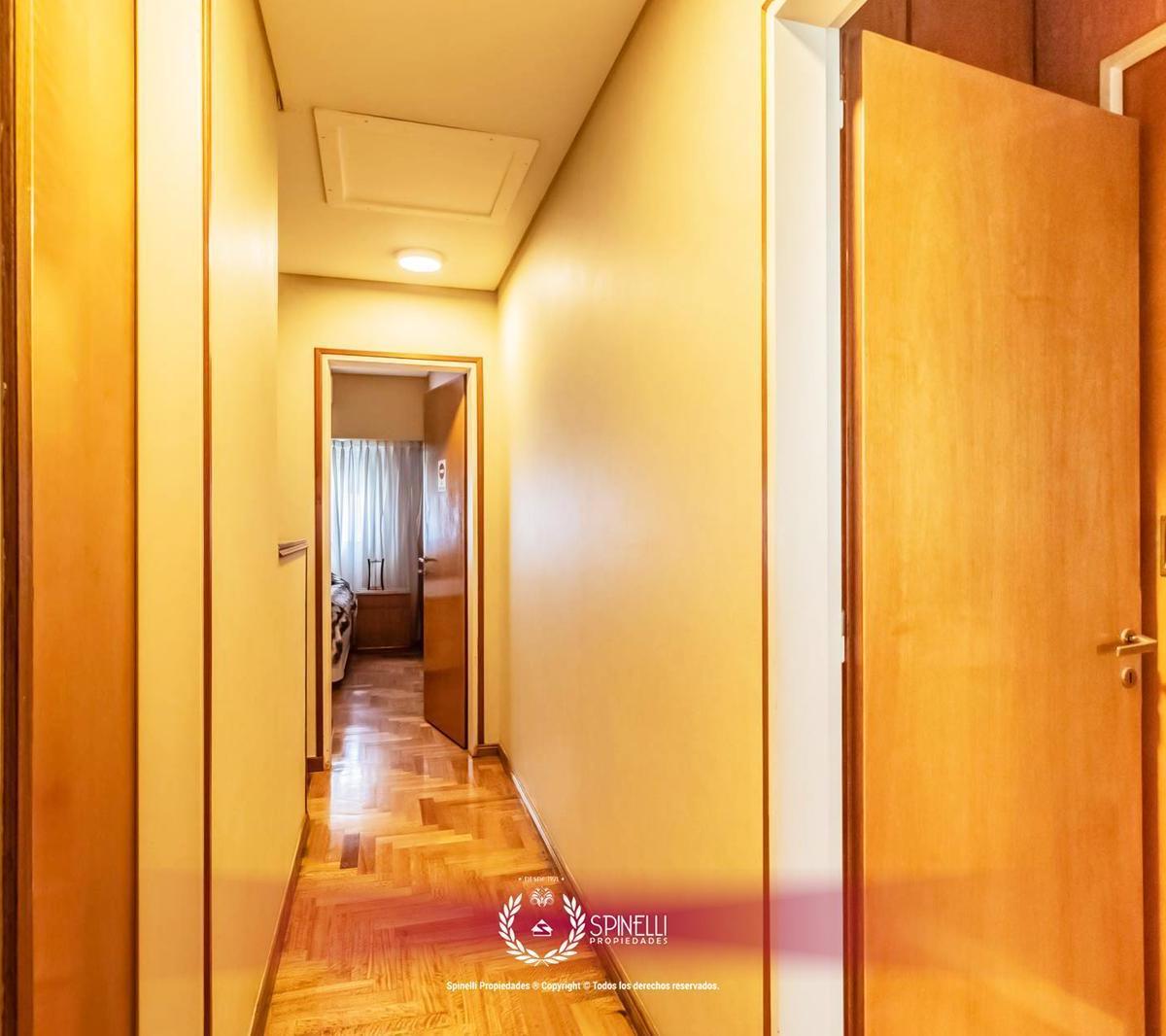 Venta Duplex PH Tipo Casa 4 Ambientes 139 m² con Patio Jardín Parrilla 3 Baños Único en Boedo Almagro 2