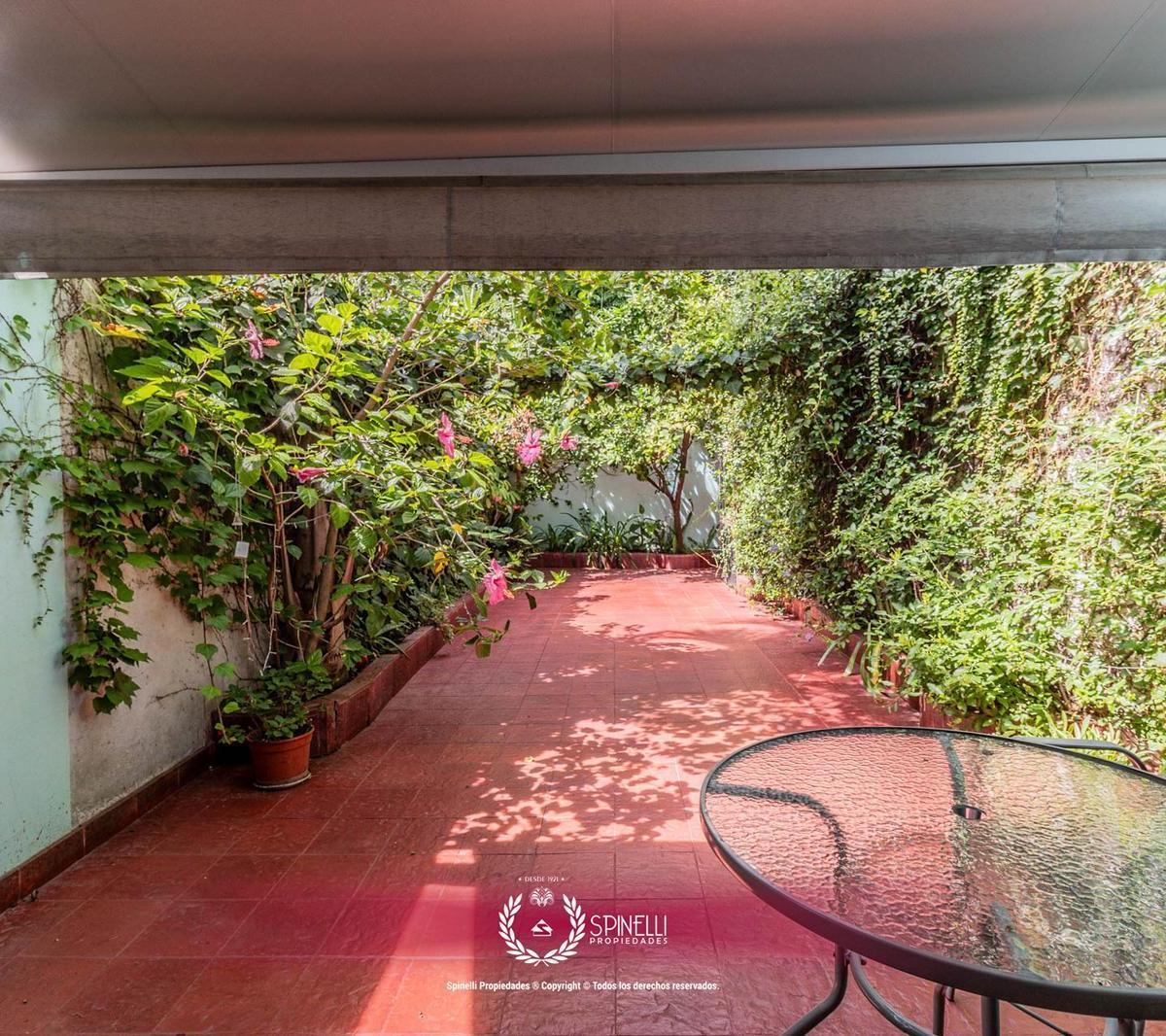 Venta Duplex PH Tipo Casa 4 Ambientes 139 m² con Patio Jardín Parrilla 3 Baños Único en Boedo Almagro 4