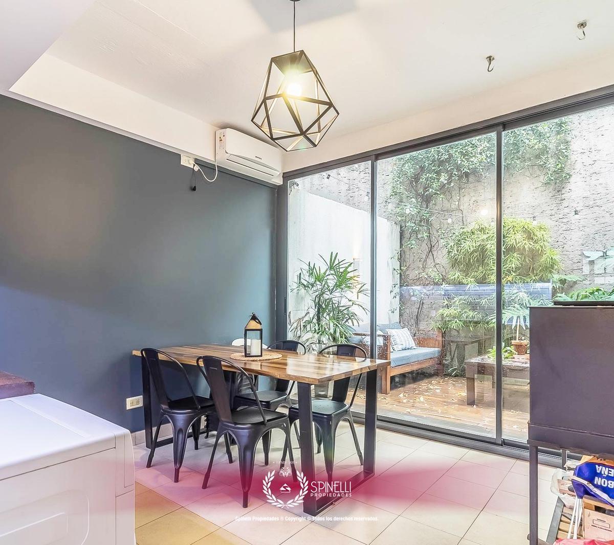 Venta Triplex PH Tipo Casa 4 Ambientes 174 m² con Patio Jardín Terraza Parrilla Cochera 3 Baños Boedo 5