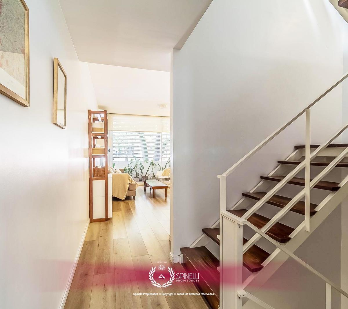 Venta Triplex PH Tipo Casa 4 Ambientes 174 m² con Patio Jardín Terraza Parrilla Cochera 3 Baños Boedo 3