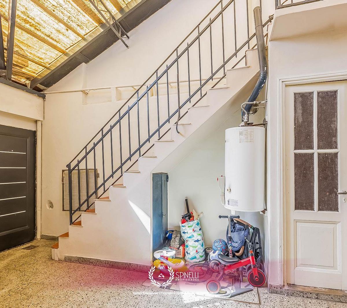 Venta Casa en Boedo 5 Ambientes 240 m² Construidos Sobre Terreno Lote de 146 m² Usab2 454 m² Vendibles 2