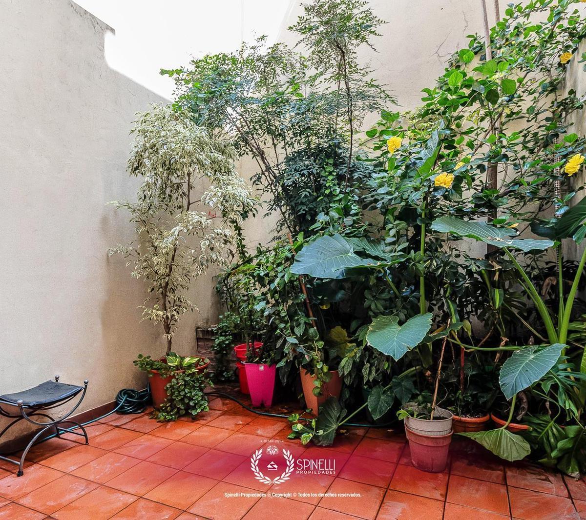 Venta Departamento Duplex 3 Ambientes 58 m² Boedo / Almagro / Caballito Bajas Expensas Jardín Patio 2