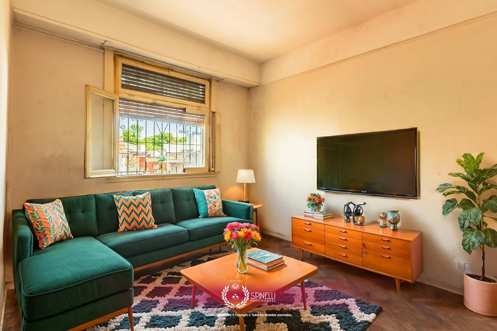 Venta PH 3 ambientes 125M² duplex a reciclar con patio y terraza propia en Boedo / Parque Patricios