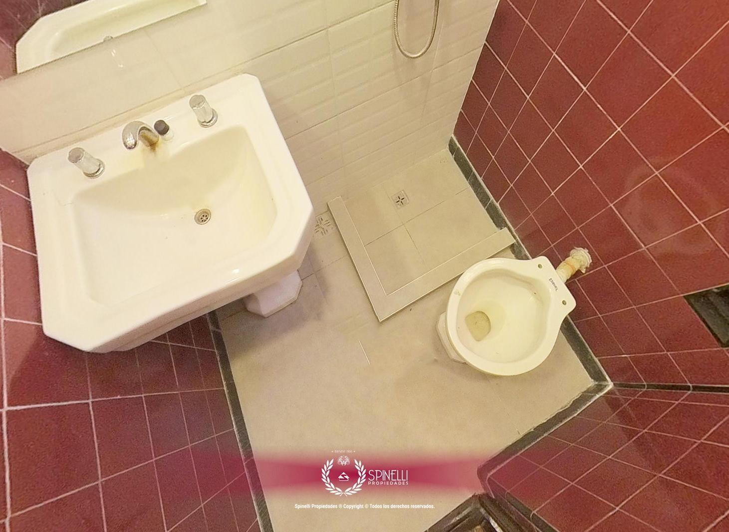 Venta ph tipo casa 4 ambientes con dependencia 146M² 2 patios entrada independiente sin expensas