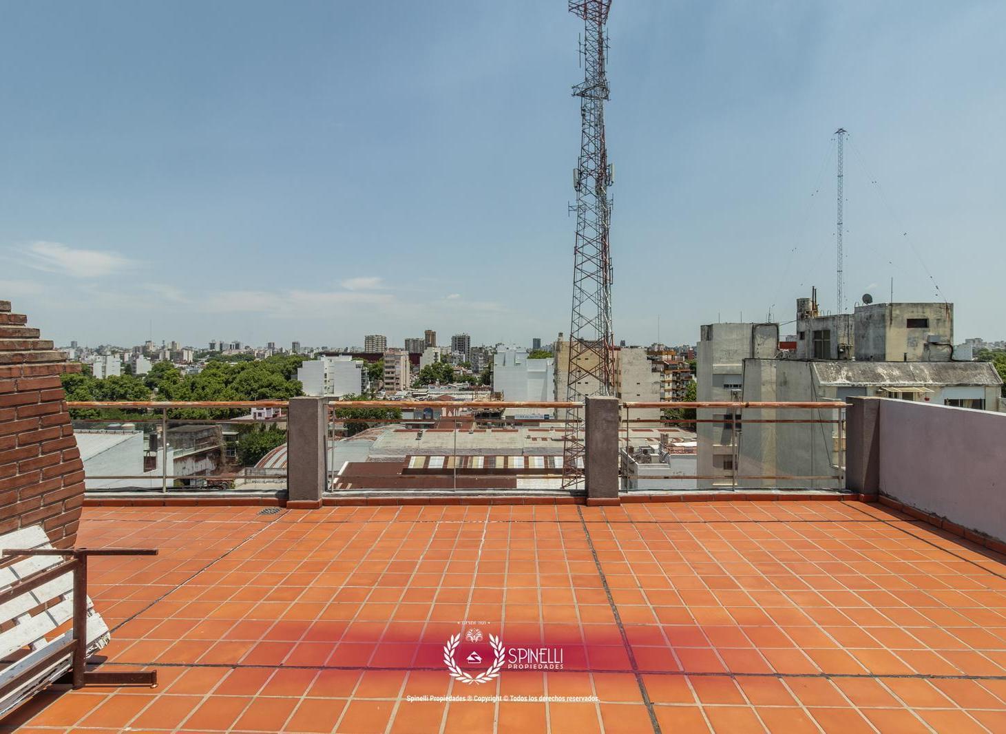 Venta departamento 2 ambientes 48M² con balcón al frente en Villa General Mitre / Paternal parrilla