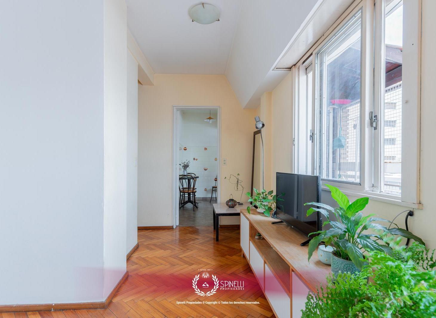 Venta departamento 3 ambientes 57M² con balcón al frente en Parque Chacabuco Caballito apto crédito