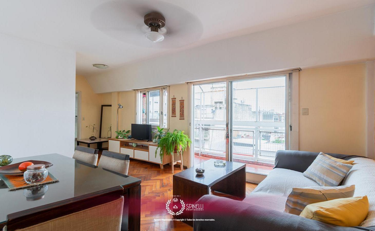 Venta departamento 3 ambientes 57M² con balcón al frente en Parque Chacabuco Caballito apto crédito