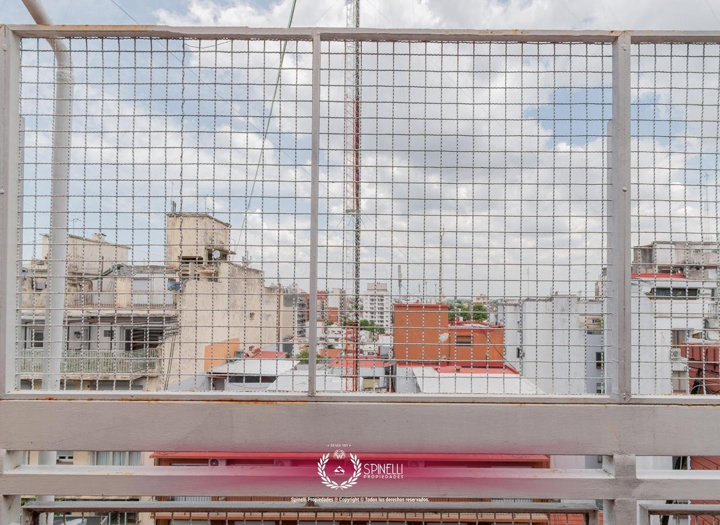 Venta departamento 3 ambientes 57M² con balcón al frente en Parque Chacabuco Caballito apto crédito