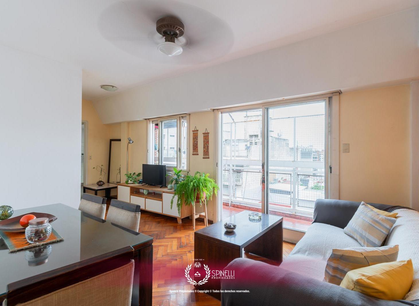 Venta departamento 3 ambientes 57M² con balcón al frente en Parque Chacabuco Caballito apto crédito