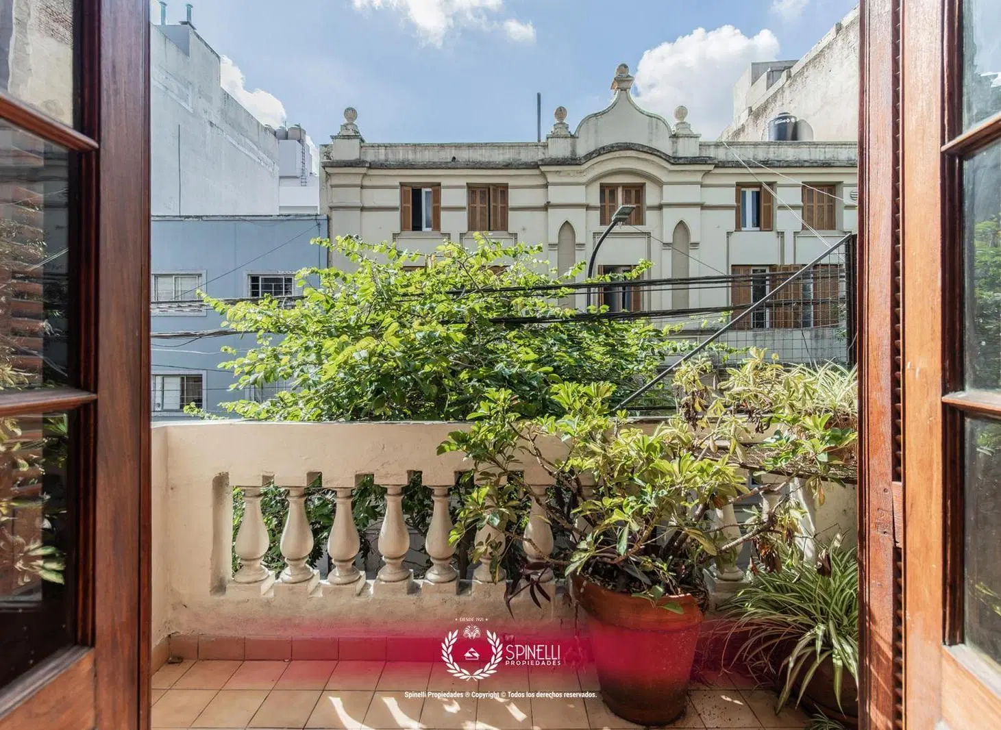 Venta ph tipo casa 5 ambientes dependencia 278M² terraza parrilla Balvanera entrada independiente 2