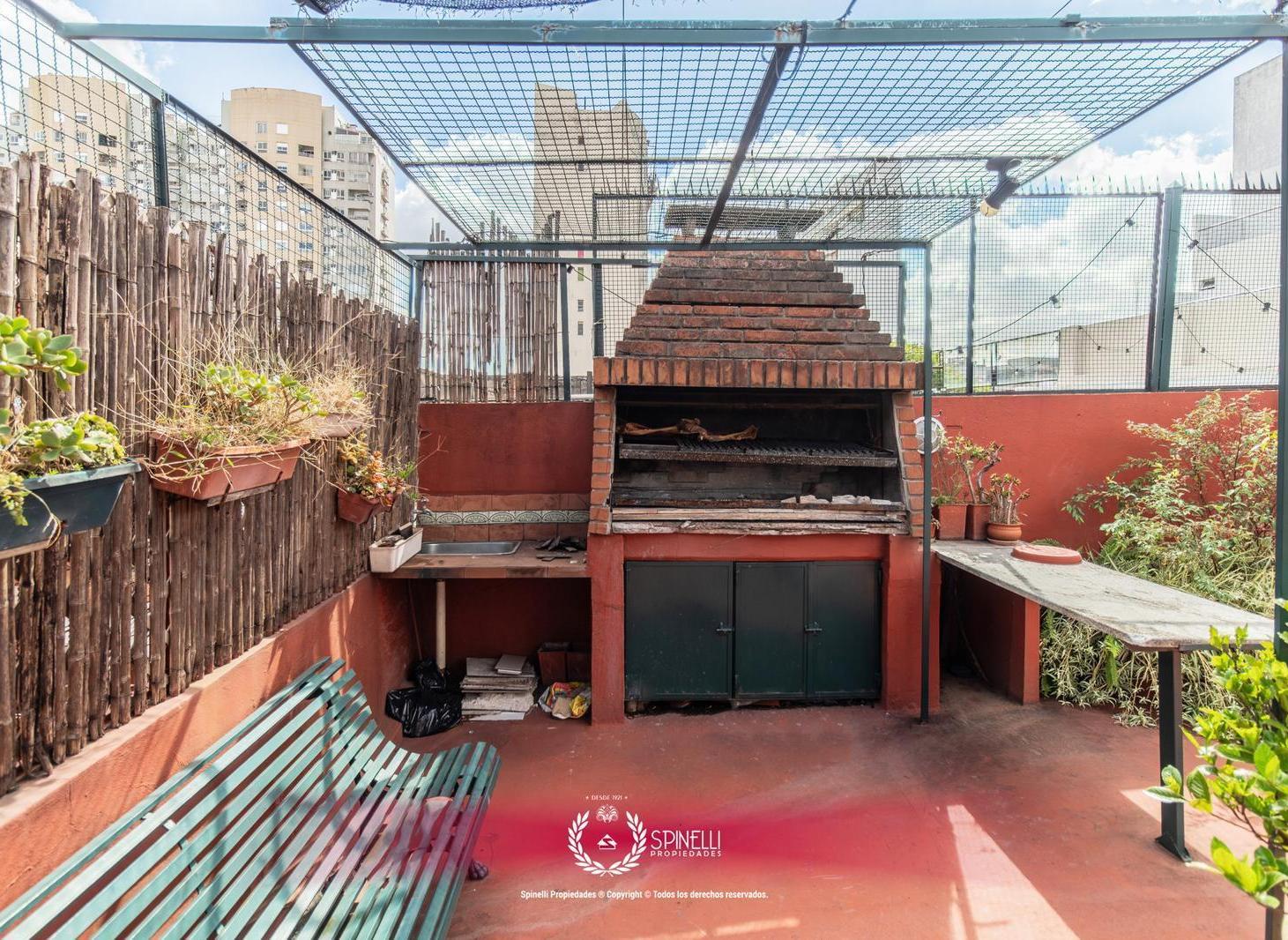 Venta ph tipo casa 5 ambientes dependencia 278M² terraza parrilla Balvanera entrada independiente