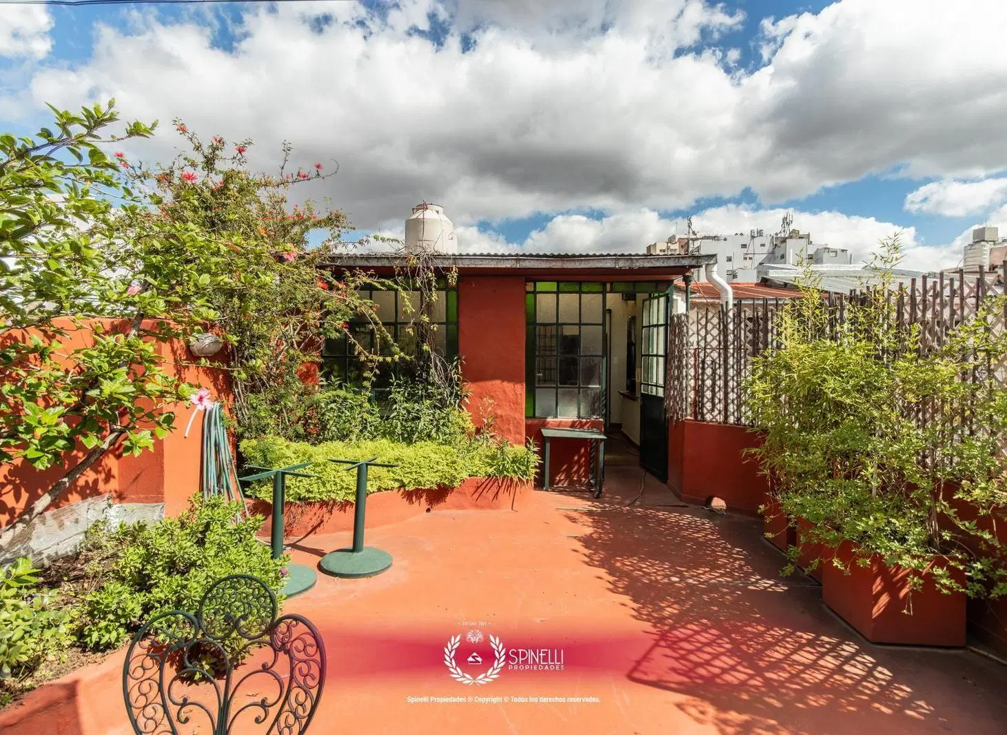 Venta ph tipo casa 5 ambientes dependencia 278M² terraza parrilla Balvanera entrada independiente 2