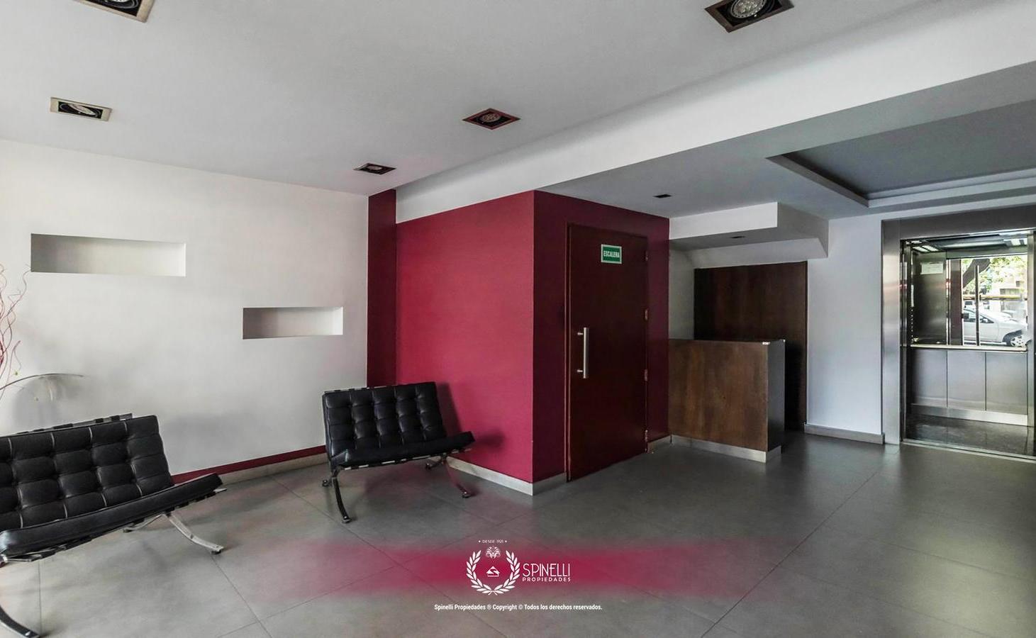 Foto de Alquiler semipiso con muebles nuevo 3 ambientes 68m² balcón al contrafrente edificio de categoria, imagen 1