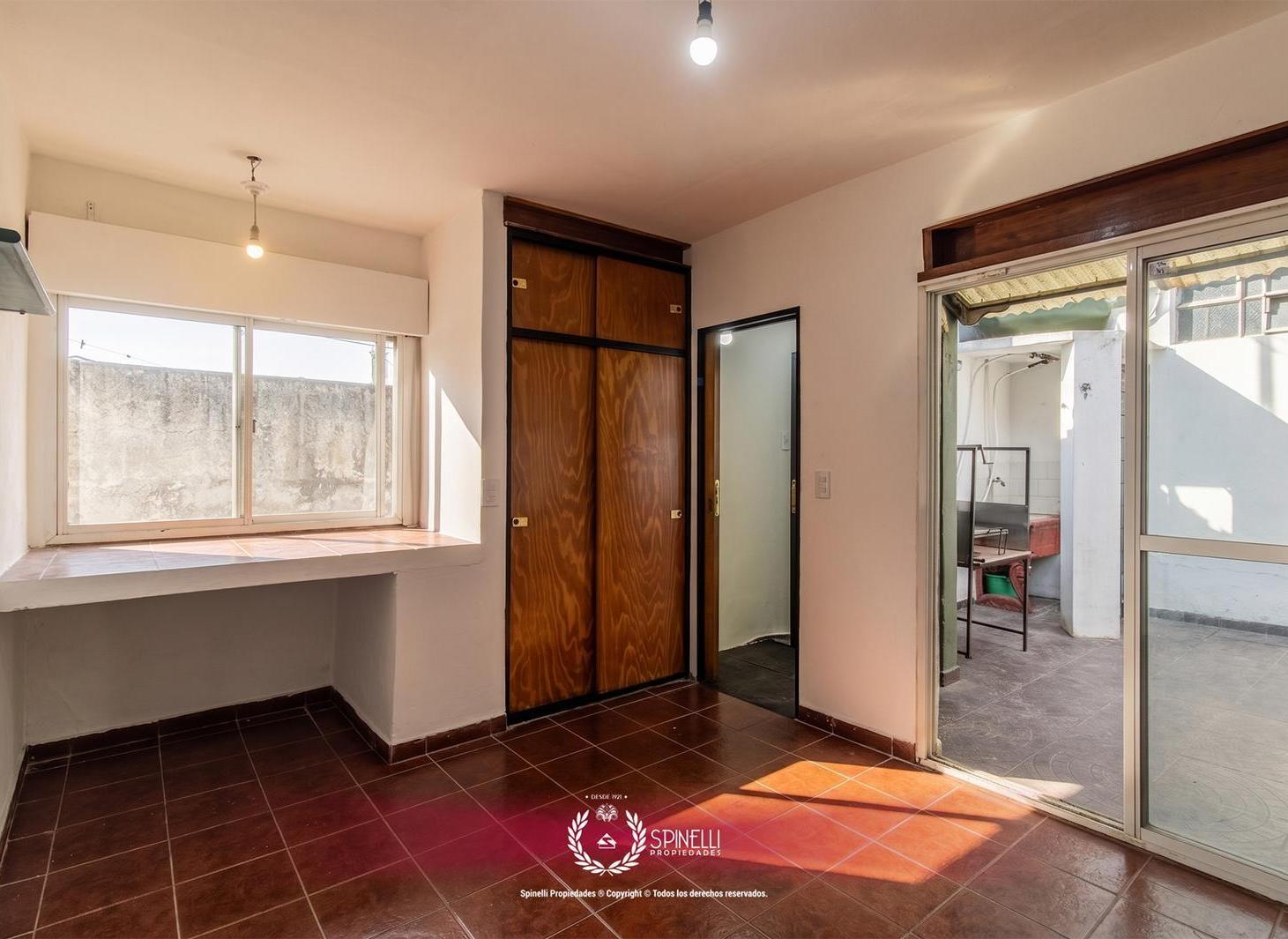 Venta departamento tipo PH 3 ambientes 78m² 15m² con patio terraza y azotea adicional en Boedo