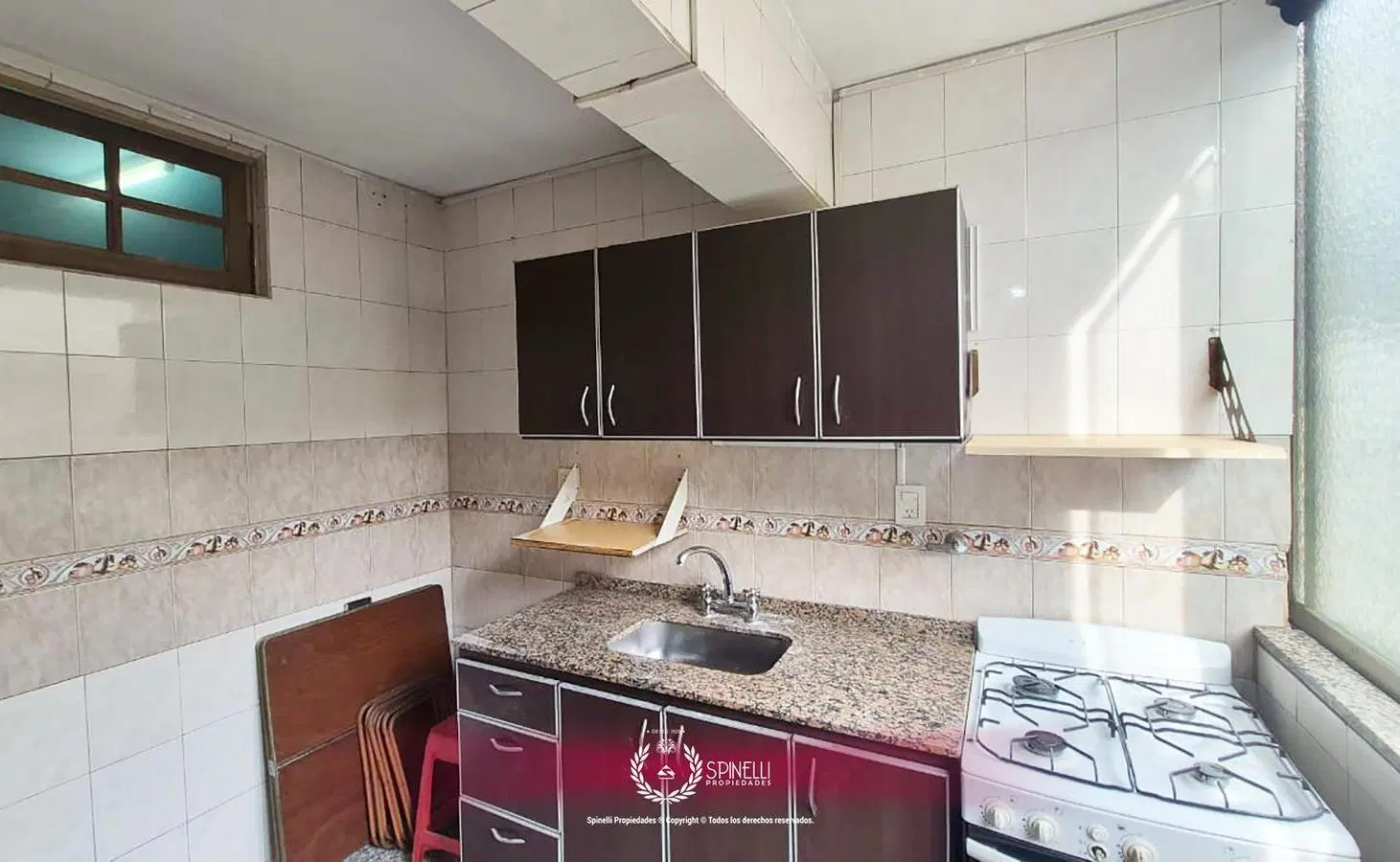 Alquiler departamento 4 ambientes 70m² al contrafrente en Parque Centenario primer piso por escalera 4
