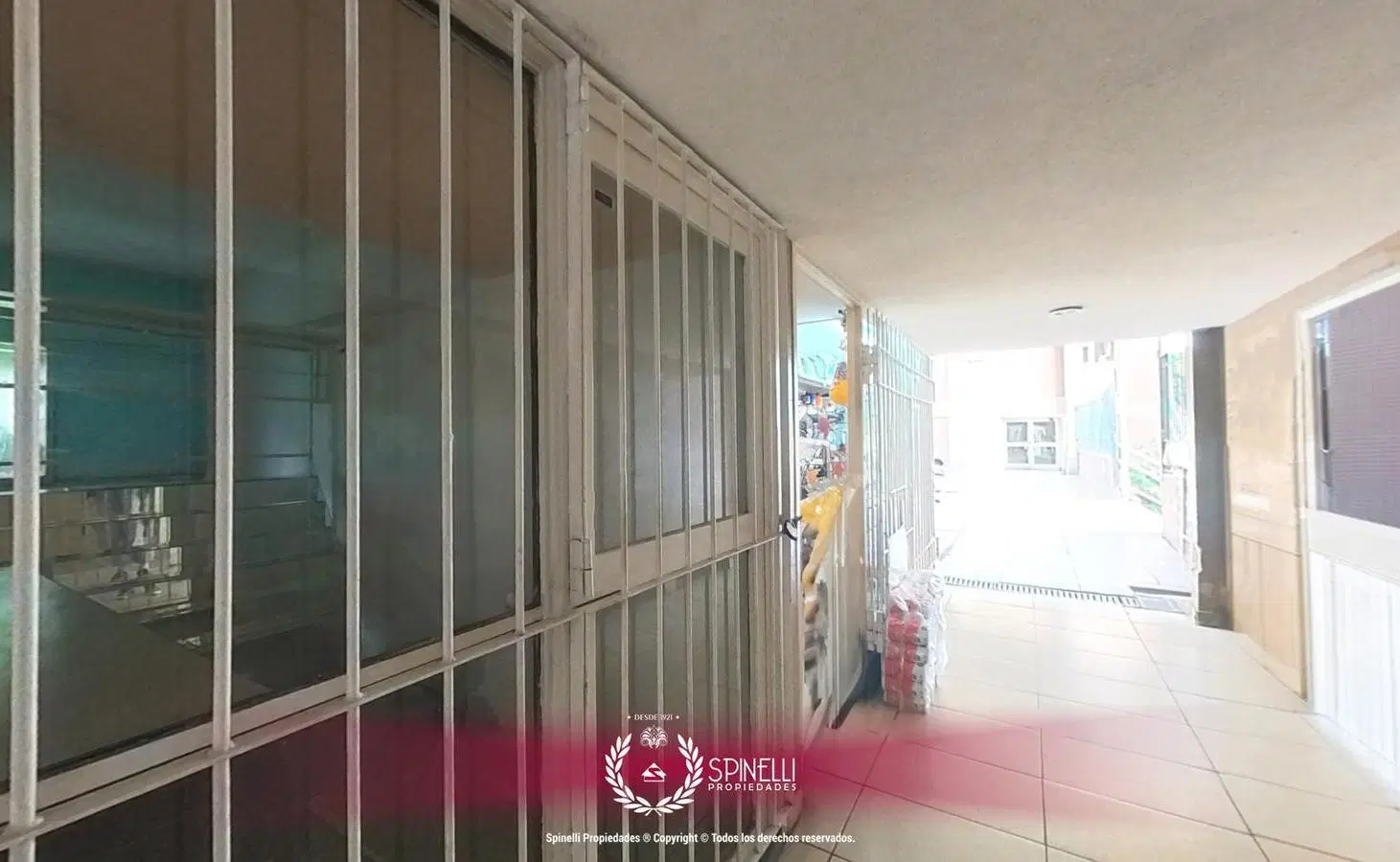 Alquiler de local comercial 15m² en torre residencial de 468 unidades apto múltiples rubros 3