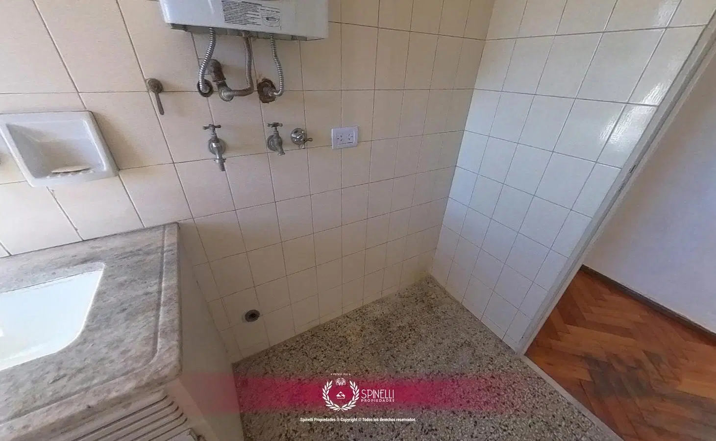 Alquiler departamento 3 ambientes 65M² en Pompeya con balcón al frente muy luminoso 2