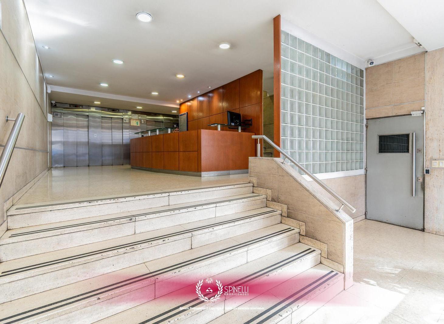 Foto de Oficina reciclada a nueva 50M² en Monserrat ubicación céntrica en la, imagen 2