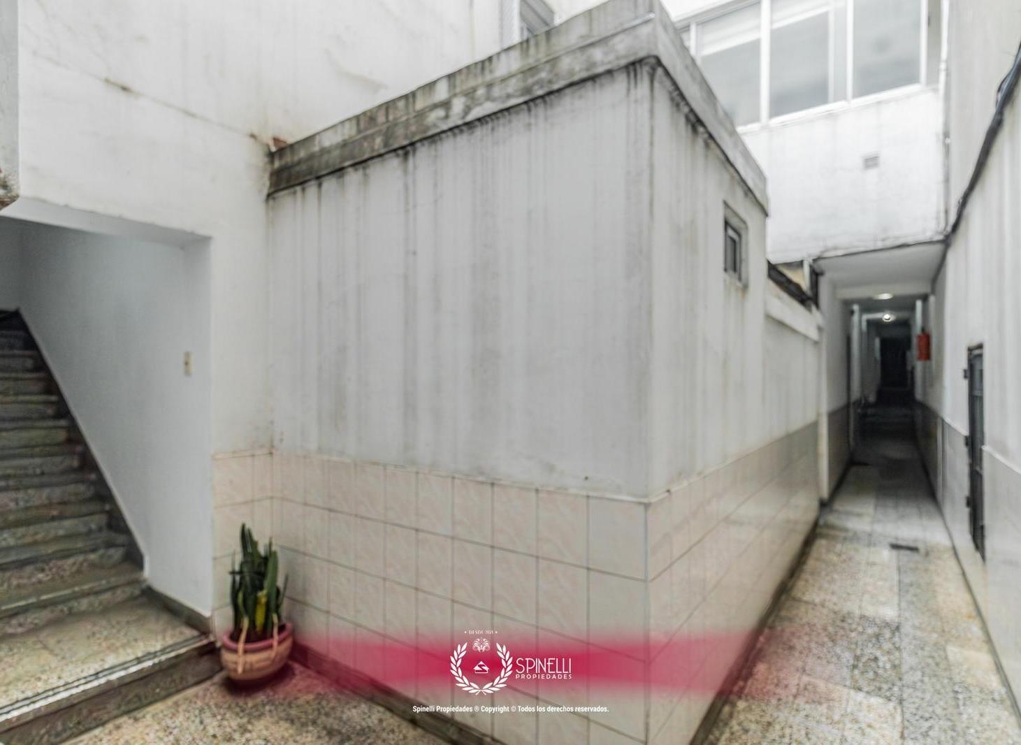 Foto de Venta departamento 2 ambientes 23M² a reciclar apto crédito hipotecario, imagen 2