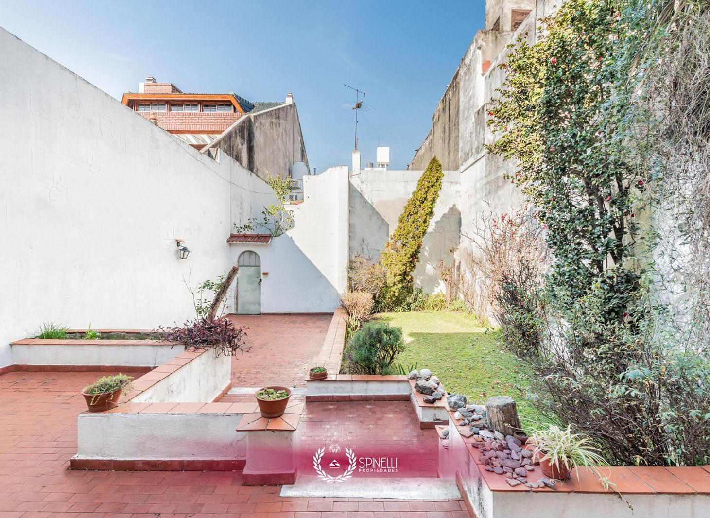 Foto de Venta PH tipo casa 4 ambientes jardín 2 patios parrilla 251M² excelente, imagen 1