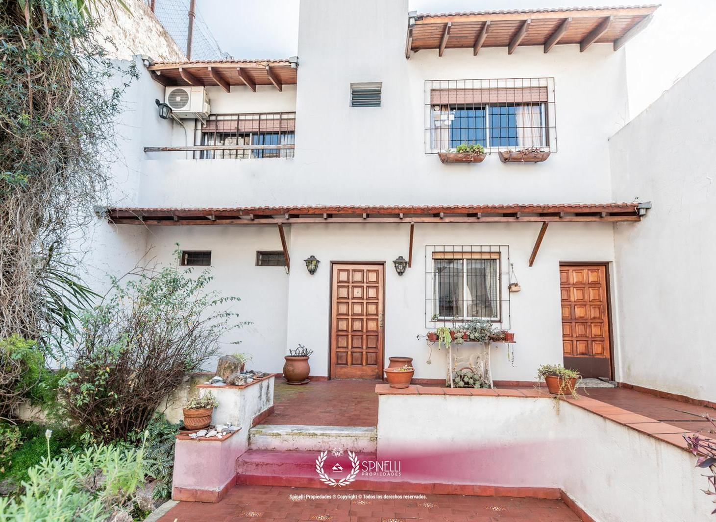 Foto de Venta PH tipo casa 4 ambientes jardín 2 patios parrilla 251M² excelente, imagen 4