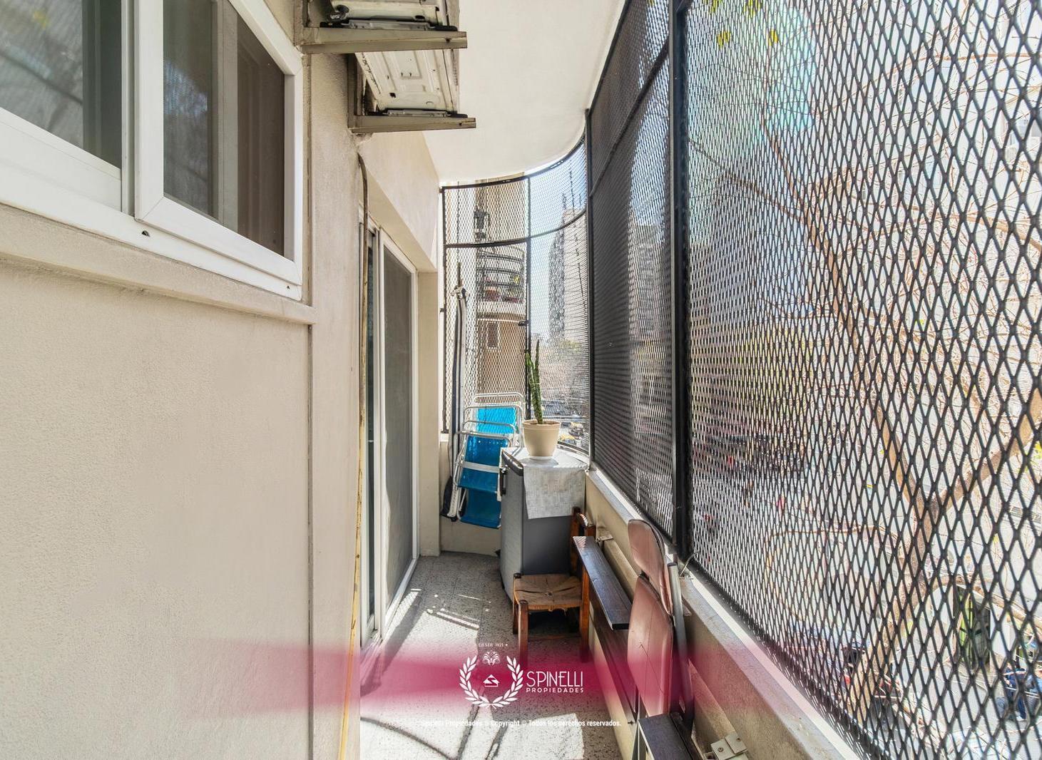 Foto de Venta departamento 3 ambientes con dependencia 73M² balcón al frente en, imagen 2